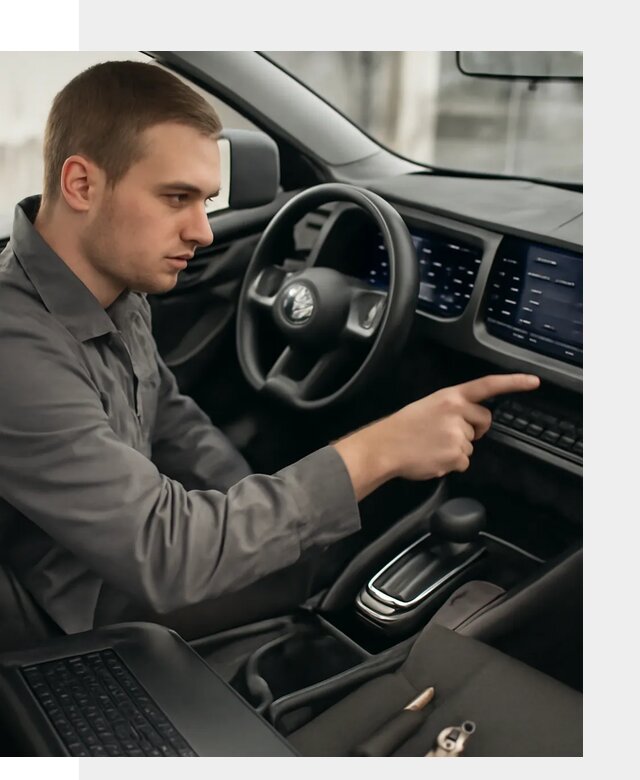 Русификация автомобиля Nissan N7 под ключ в Вятских Поляне официально
